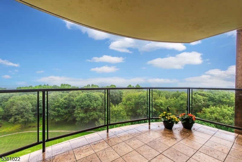 Claridge 2 - Residential