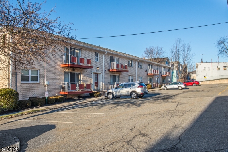 Whitestone Gardens - Residential