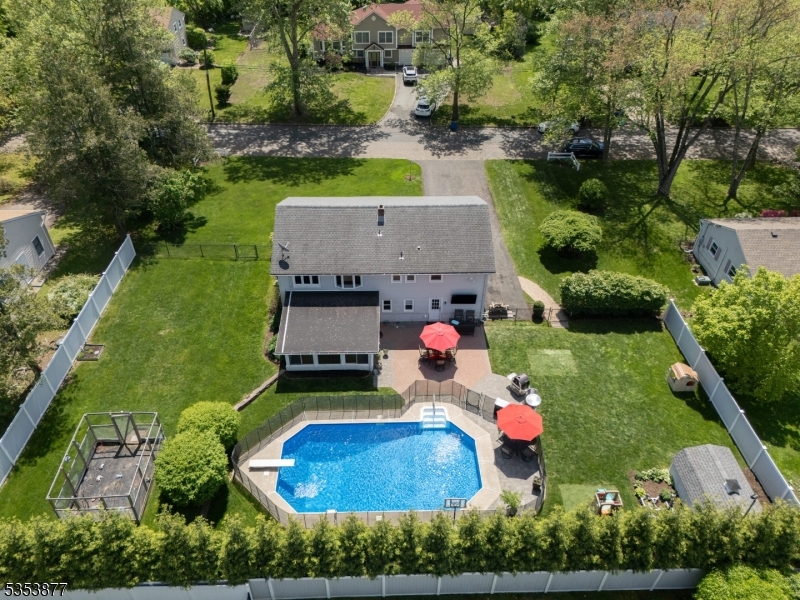 5 John Henry Dr