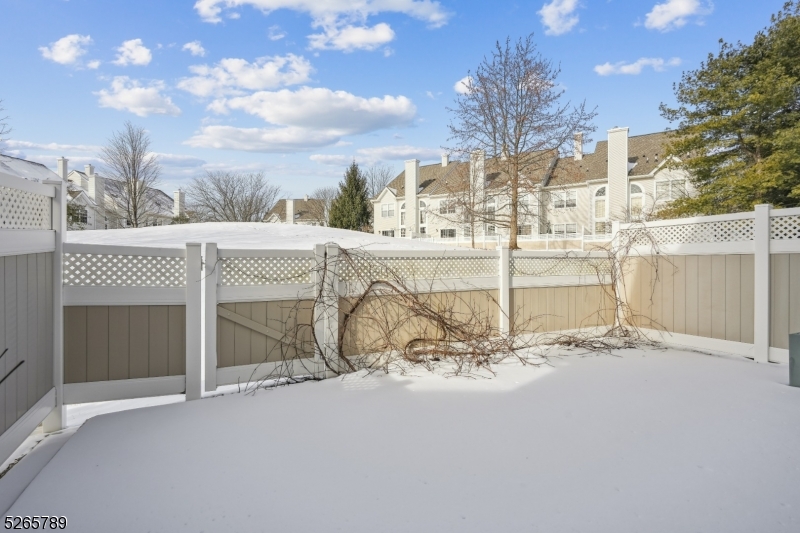 Hamilton Crest - Residential