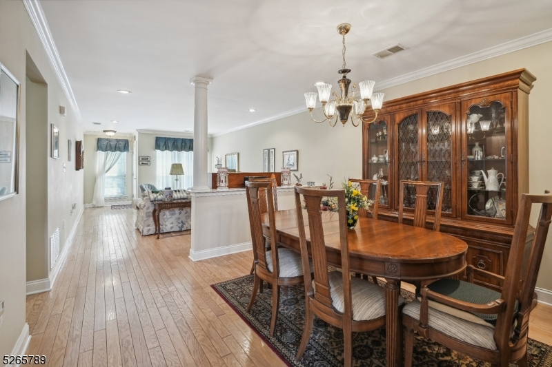 Hamilton Crest - Residential