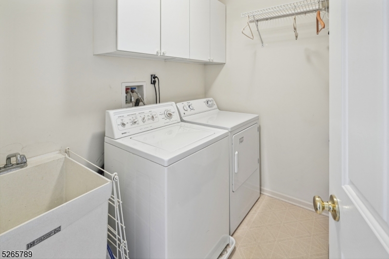 Hamilton Crest - Residential