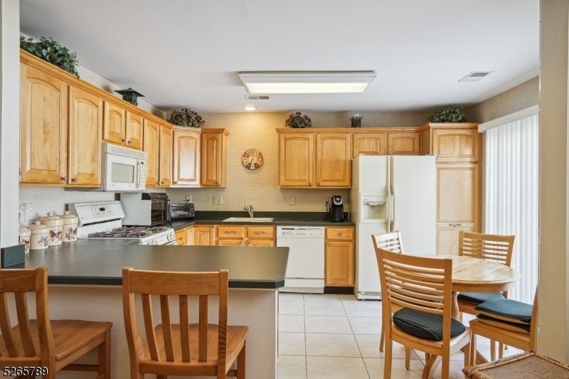 Hamilton Crest - Residential