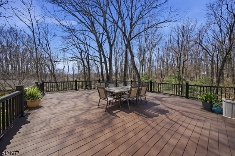 WHITE MEADOW LAKE - Residential