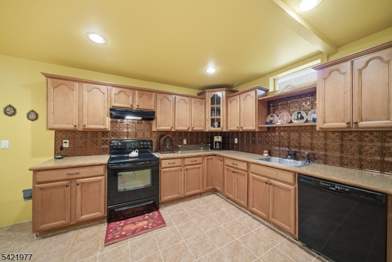 WHITE MEADOW LAKE - Residential