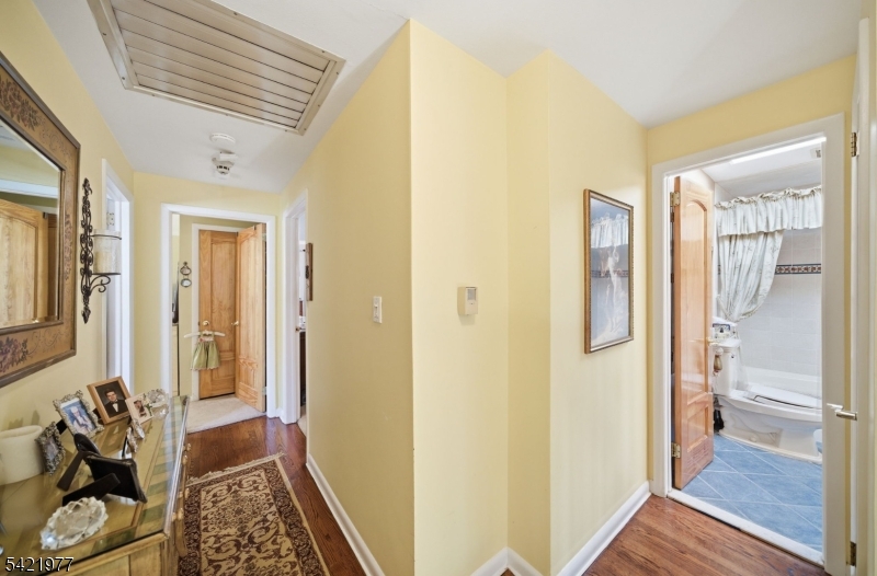 WHITE MEADOW LAKE - Residential