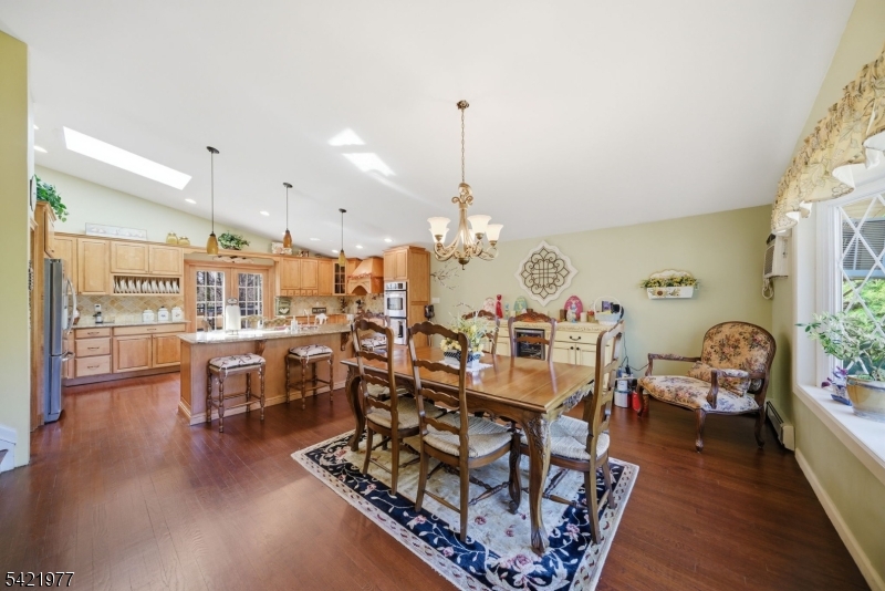 WHITE MEADOW LAKE - Residential