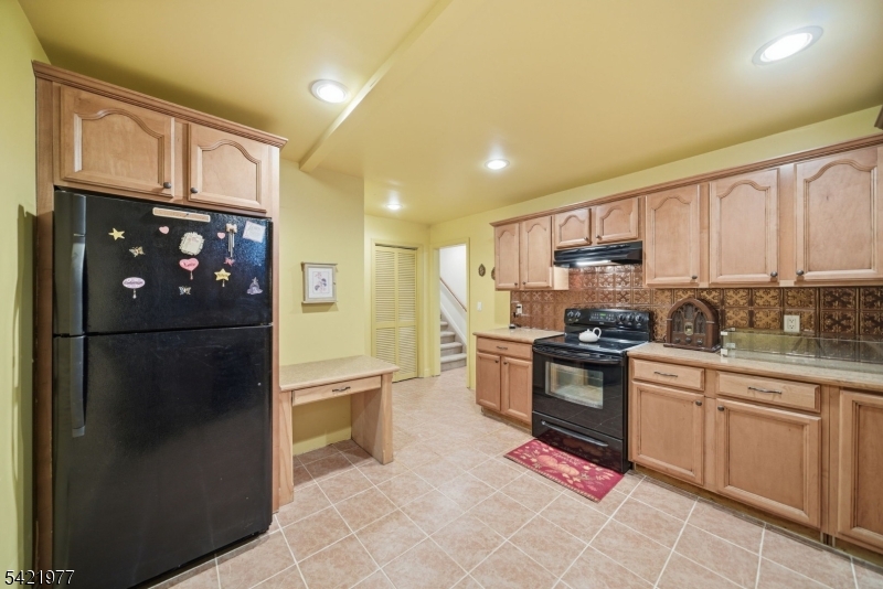 WHITE MEADOW LAKE - Residential