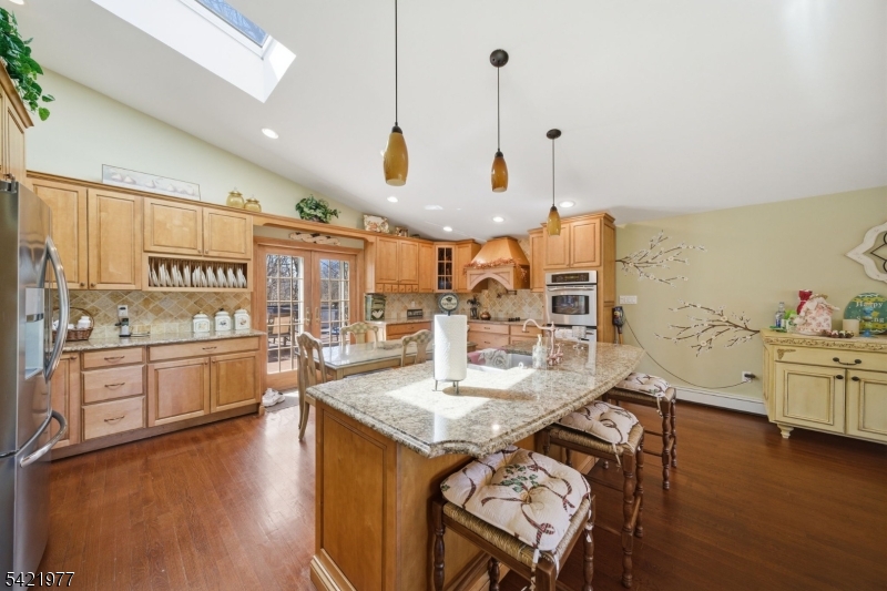 WHITE MEADOW LAKE - Residential