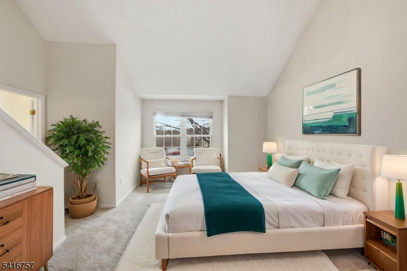 Nassau Square - Residential