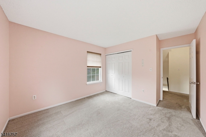 Nassau Square - Residential