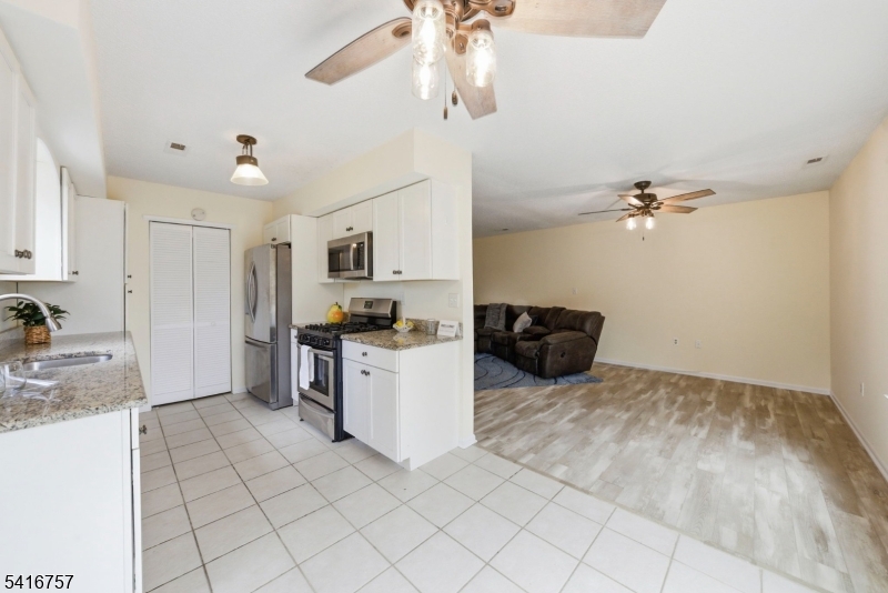 Nassau Square - Residential