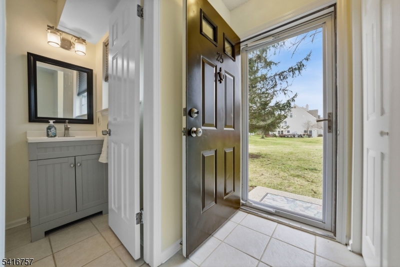 Nassau Square - Residential