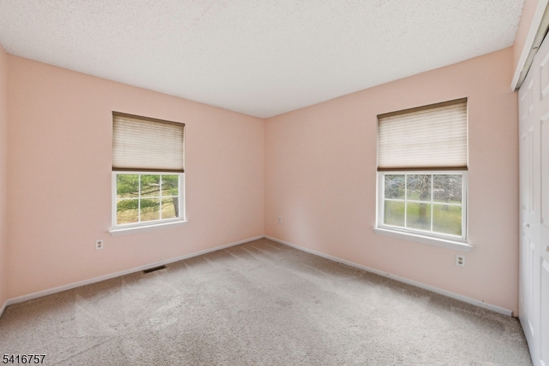 Nassau Square - Residential