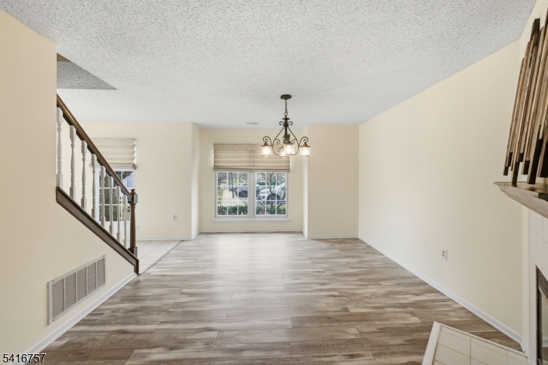 Nassau Square - Residential