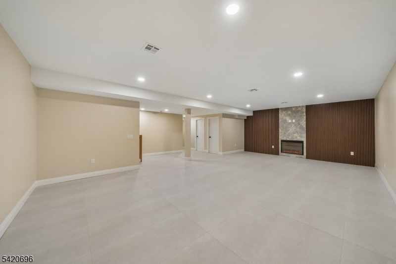 Central Villas - Residential