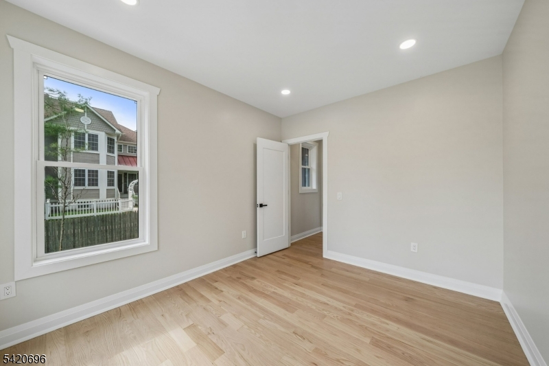 Central Villas - Residential