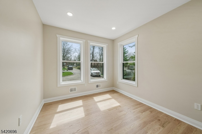 Central Villas - Residential