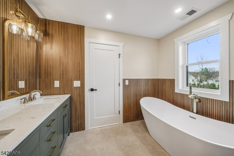 Central Villas - Residential