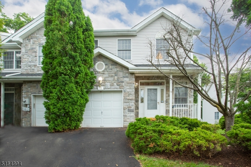 Mazdabrook - Residential Lease