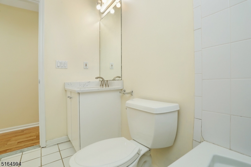 Mazdabrook - Residential Lease