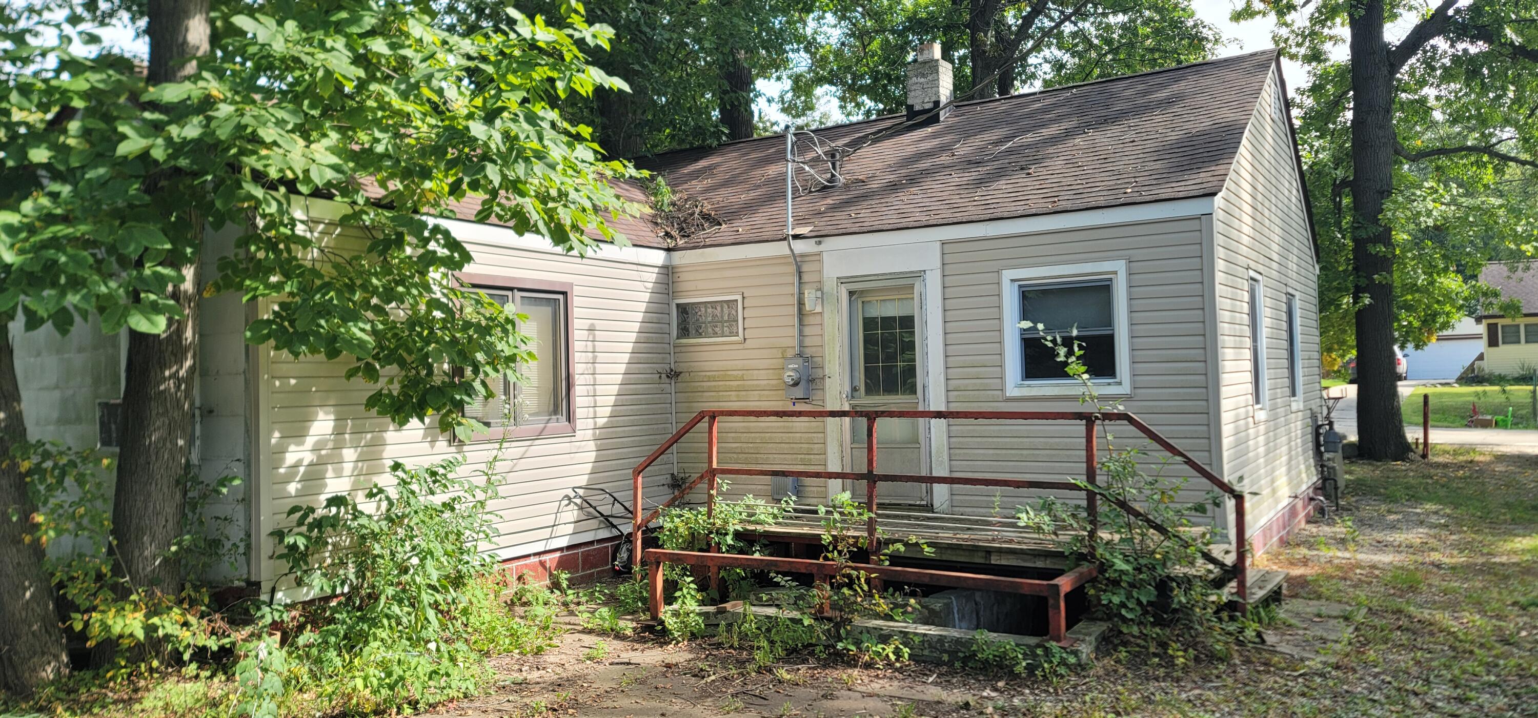 519 E Glass Road