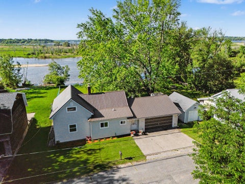 Photo of 409 Jerumbo Street, Manistee, MI 49660 (MLS # 26029784)