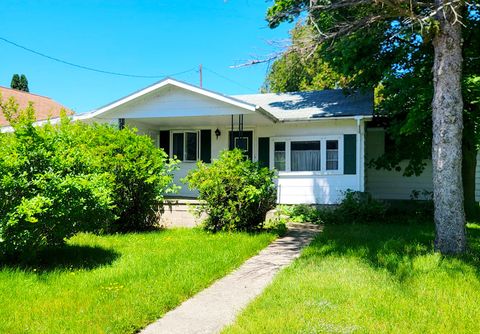 Photo of 4914 Main Street, Onekama, MI 49675 (MLS # 25033500)