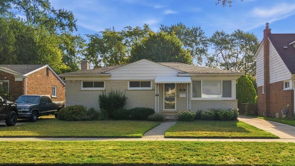 8982 LUCERNE, REDFORD, MI 48239 - Image 008407635cbb80decaa27d7c5ac1d4f3/253549422