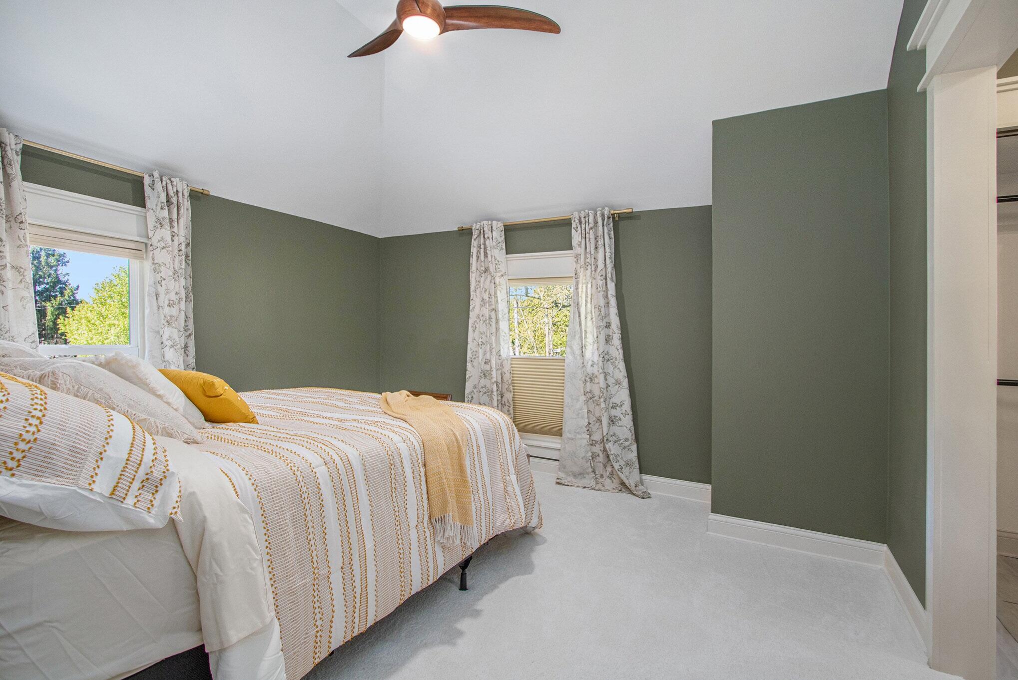 Benton Harbor, Michigan 49022, United States, 3 Bedrooms Bedrooms, ,3 BathroomsBathrooms,Residential,Pending,128175