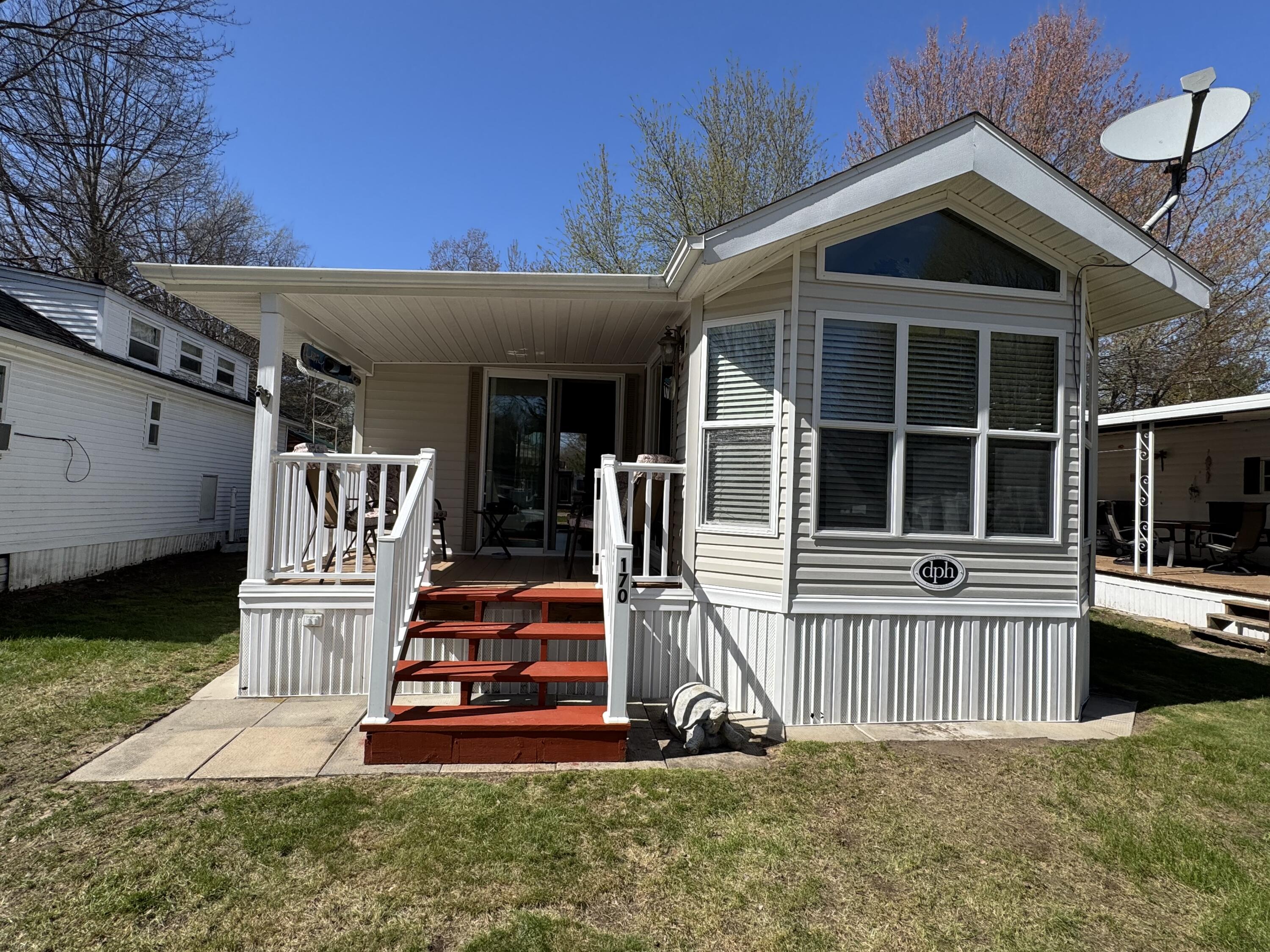 10404 Medicine Bow Trail