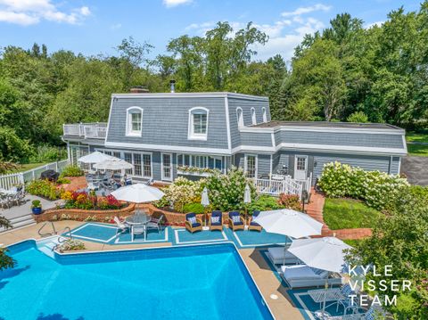 Photo of 4090 Fulton Street E, Grand Rapids, MI 49546 (MLS # 25039880)