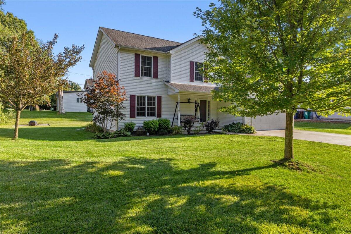 View Howell, MI 48843 house
