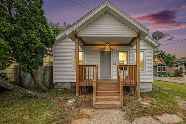 1222 BOSTON ST SE, GRAND RAPIDS, MI 49507 - Image 00daff522a2b1bdf8c52f9d7cee5ba02/4242124287