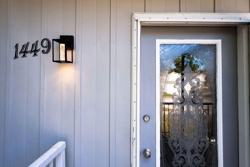 Photo of 1449 Leonard Avenue, Muskegon, MI 49442 (MLS # 25056455)