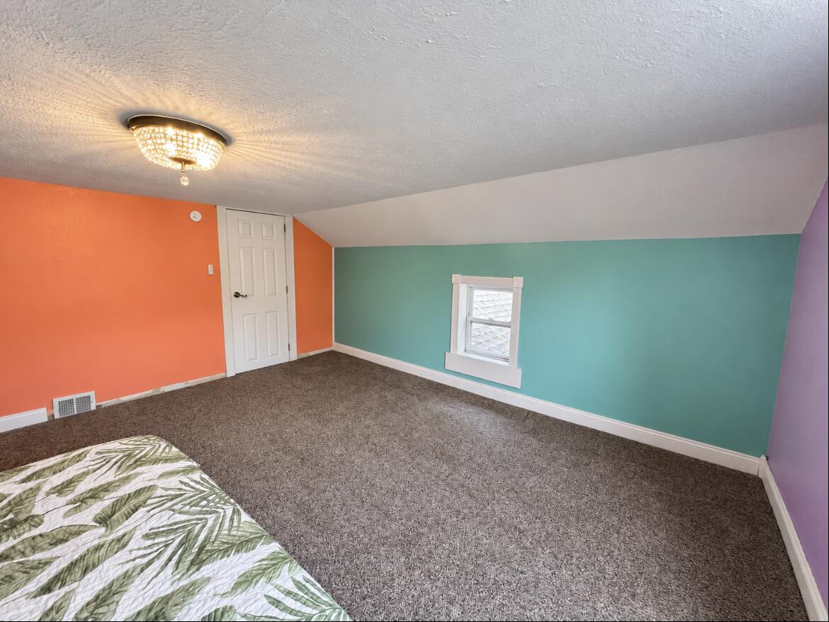 Listing 12