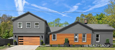 201 S Lake Avenue, Spring Lake, MI 49456 - MLS#: 25021648