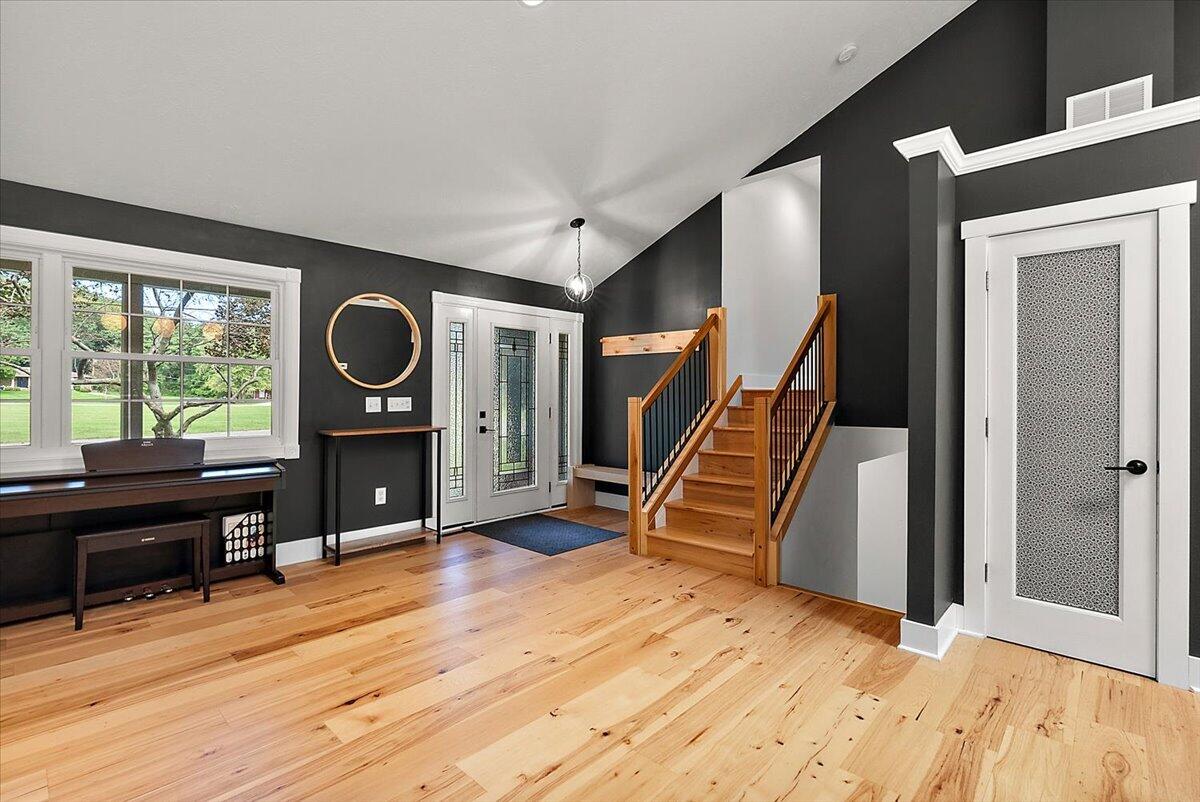 6388 Sycamore Bluff
