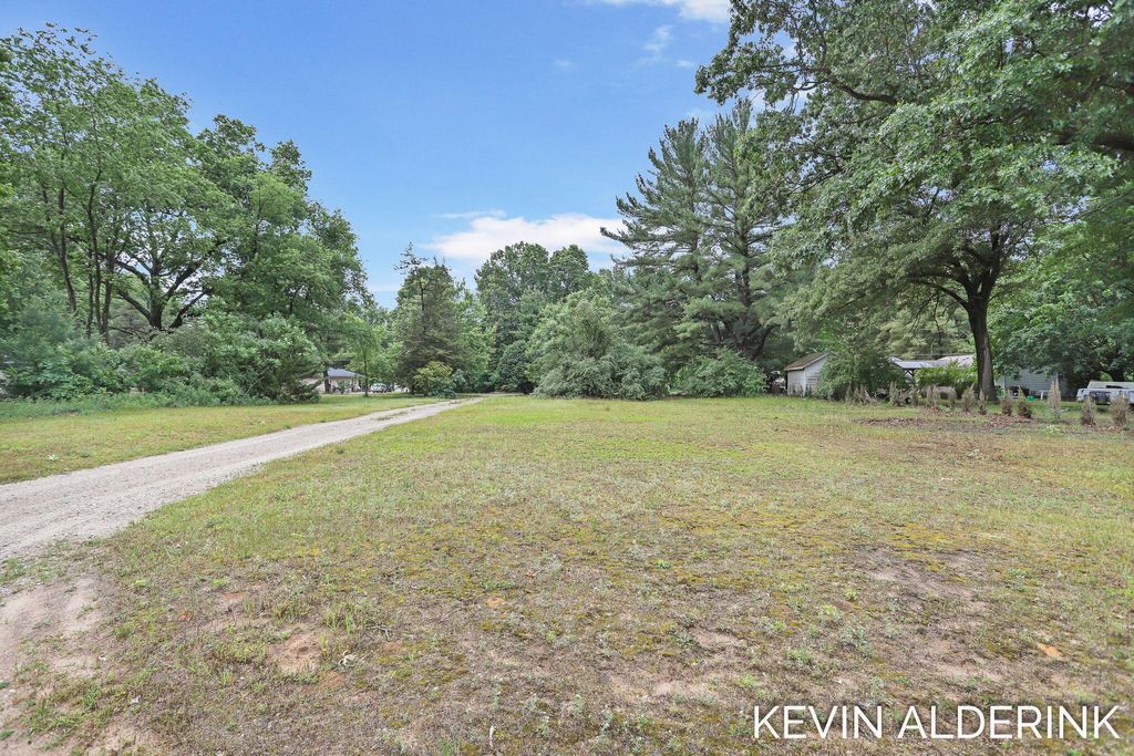 Photo of 5395 Reveille Road, Fennville, MI 49408 (MLS # 26004019)