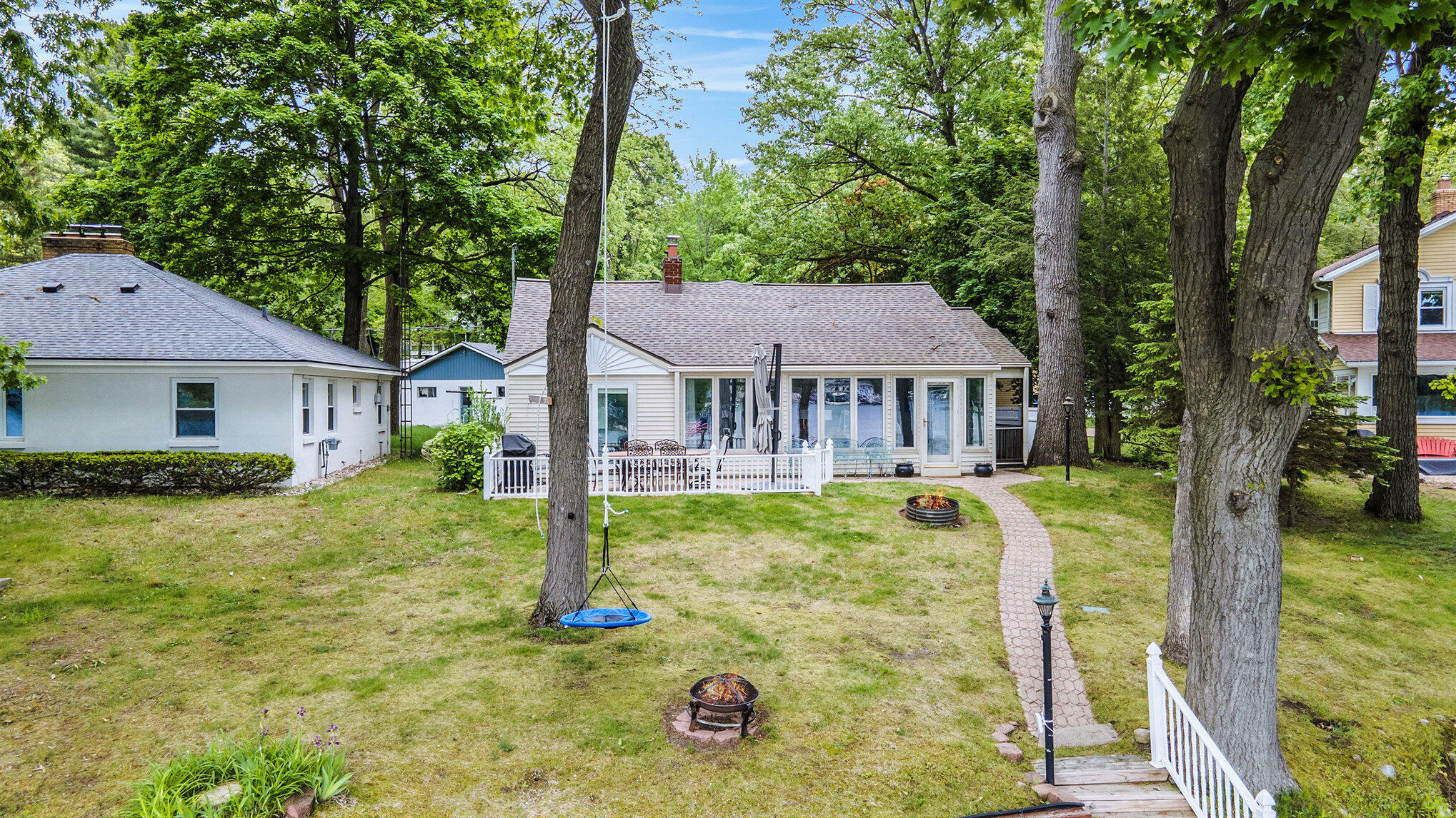 Augusta, Michigan 49012, United States, 3 Bedrooms Bedrooms, ,2 BathroomsBathrooms,Residential,Active,136413