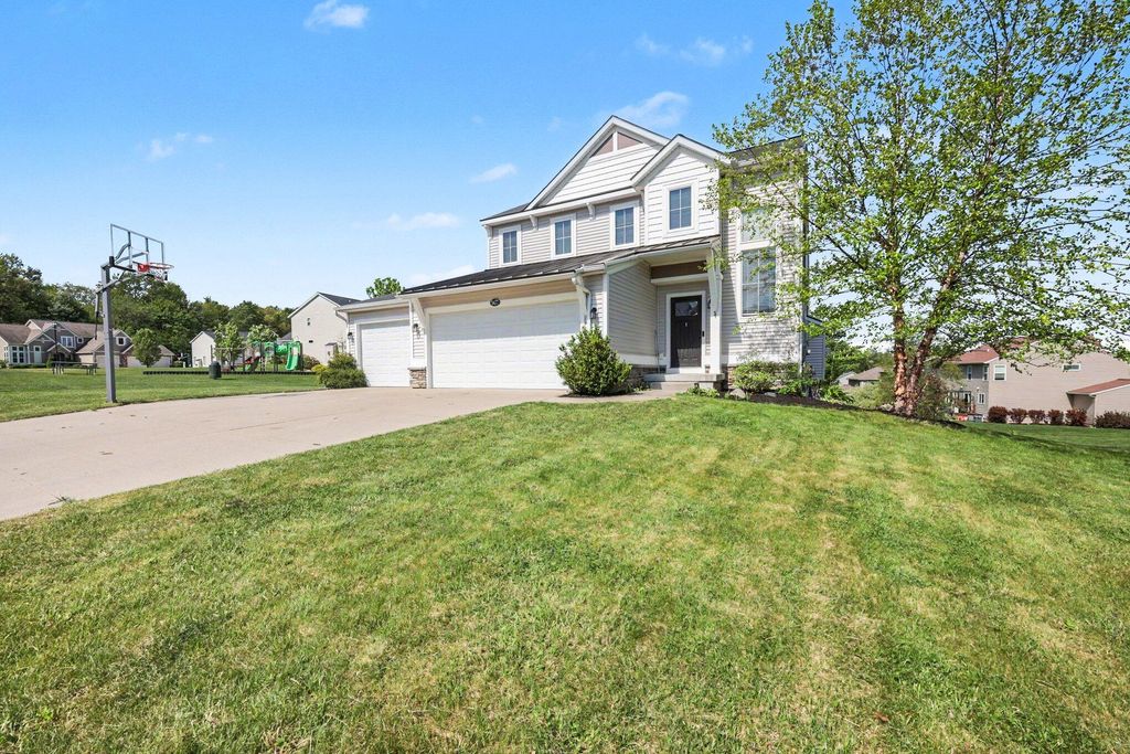 Photo of 9477 Sunset Ridge Drive NE, Rockford, MI 49341 (MLS # 26024481)