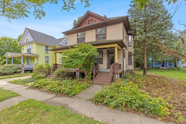 713 W KALAMAZOO AVE, KALAMAZOO, MI 49007 - Image 01816e7763ea1778f0b818fc44f2da55/338036168