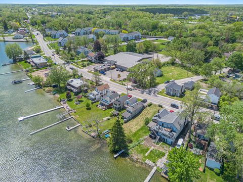 Photo of 9510 Main Street, Whitmore Lake, MI 48189 (MLS # 26017078)