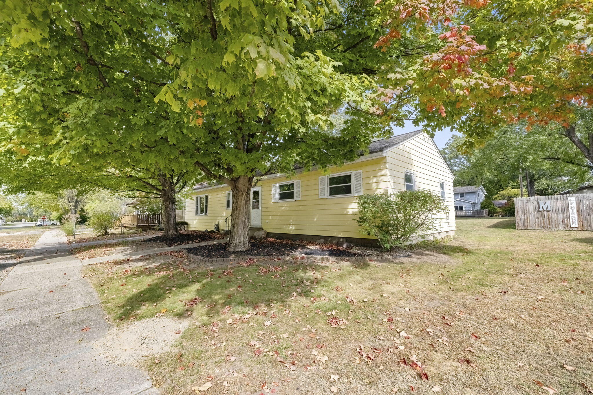 New Buffalo, Michigan 49117, United States, 3 Bedrooms Bedrooms, ,1 BathroomBathrooms,Residential,Active,230476