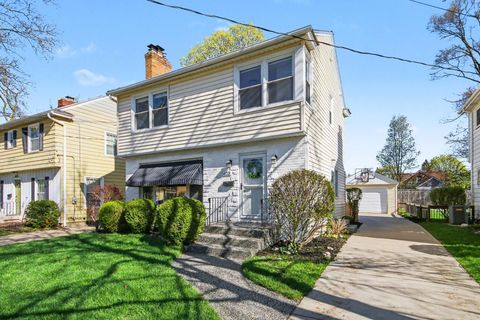 Photo of 623 Ottillia Street SE, Grand Rapids, MI 49507 (MLS # 26016962)