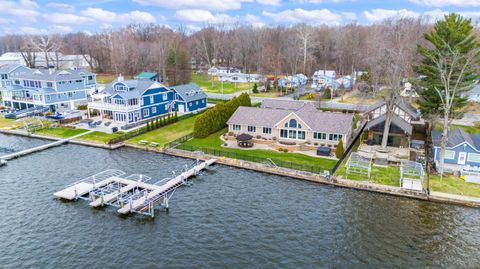 5363 Paw Paw Lake Road Coloma MI 49038