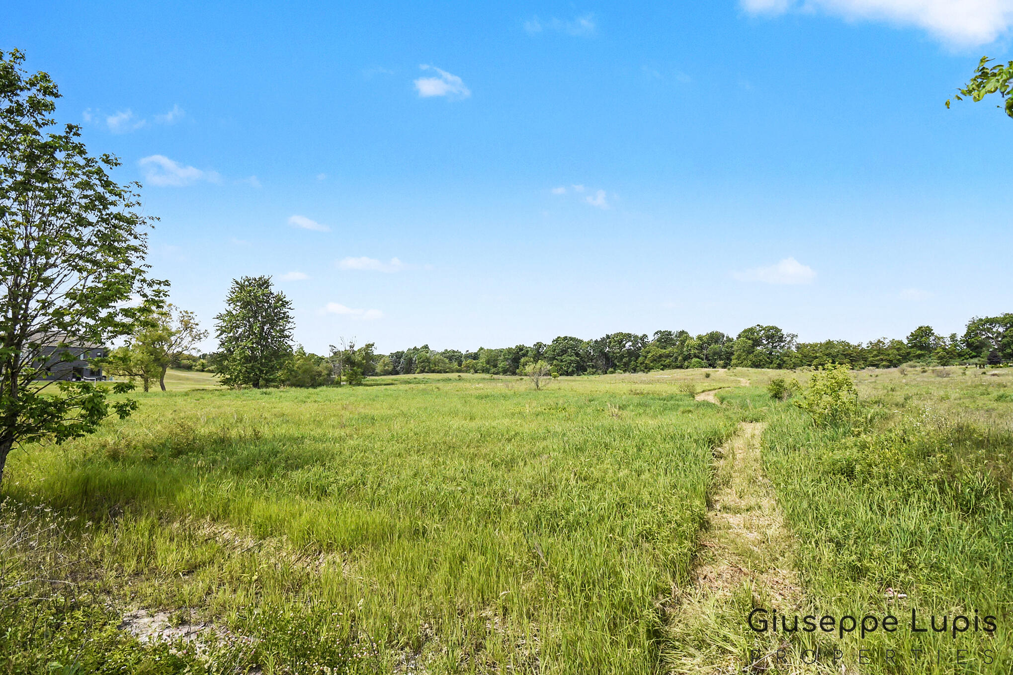 Properties Available 2 - 2 8673 Cannonsburg Road NE
