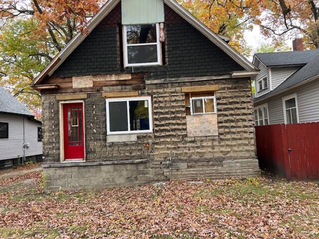 Photo of 1756 Elwood Street, Muskegon, MI 49442 (MLS # 25058120)