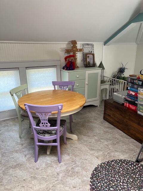 Paw Paw, Michigan 49079, United States, 5 Bedrooms Bedrooms, ,3 BathroomsBathrooms,Residential,Active,137734