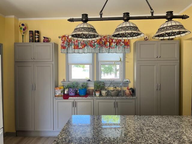 Paw Paw, Michigan 49079, United States, 5 Bedrooms Bedrooms, ,3 BathroomsBathrooms,Residential,Active,137734